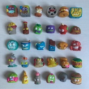Grossery Gang Lot of 30 Figures Mixed Series - #4